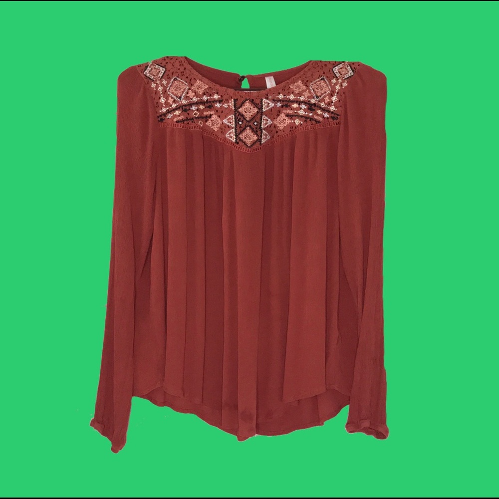 Xhilaration brown/tan long sleeve with embroidery!